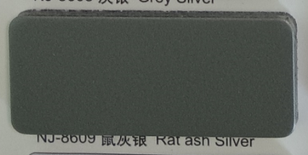 Jaka jest różnica w kosztach między panelami kompozytowymi w kolorze gładkim a aluminiowymi panelami kompozytowymi o strukturze drewna
