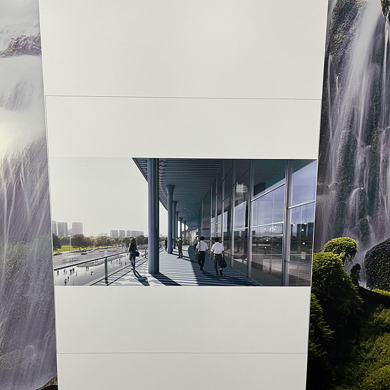Dlaczego aluminiowy panel kompozytowy z tablicą szyldową staje się preferowanym wyborem w przypadku nowoczesnych zastosowań reklamowych i architektonicznych